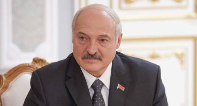 Лукашенко уволил ещё двух чиновников
