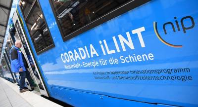 В Германии запустили первый поезд на водороде