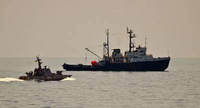 Корабли ВМС Украины готовятся войти в Азовское море