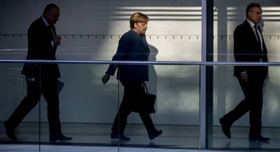 Шпионы ослабили Меркель