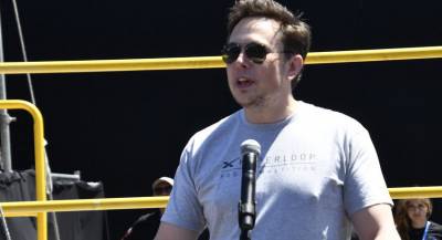 Маск заплатит миллионный штраф и уйдёт с поста главы Tesla
