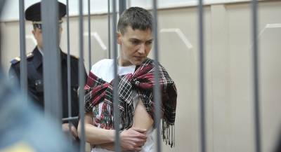 Суд продлил арест Савченко