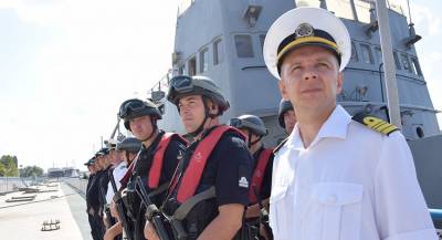 Украина провела военные учения на побережье Азовского моря