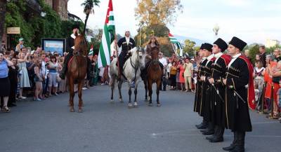 Абхазия отметит юбилей независимости военным парадом