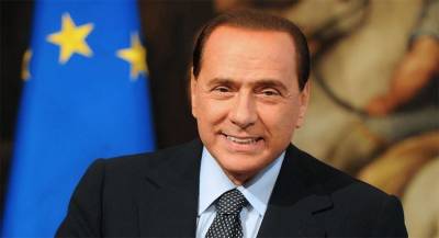 Берлускони поблагодарил Путина за поздравление