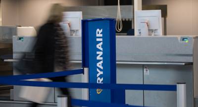 Ryanair пригрозили бойкотом из-за расистского скандала