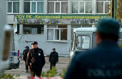Эксперты прокомментировали видео нападения в Керчи и оружие Рослякова: «Суперподготовки у него не было»