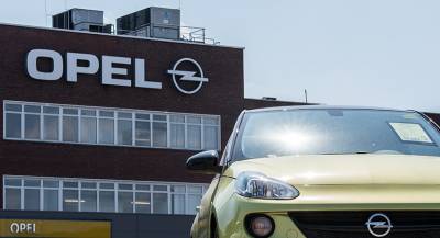 Полиция обыскивает офисы автоконцерна Opel в Германии