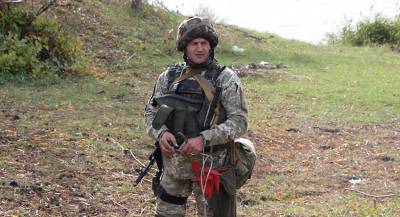 Украинский военный погиб и двое ранены в Донбассе