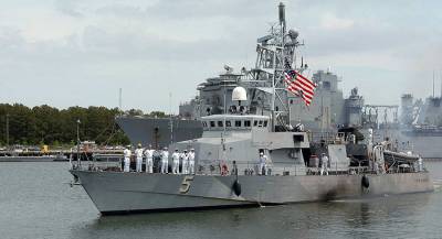 США пытаются продать Киеву подержанные корабли