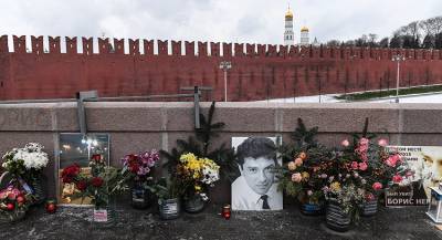 Сквер возле посольства России в Киеве назвали в честь Немцова