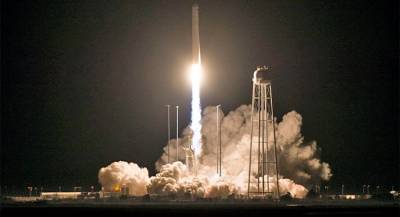 Ракета с грузом для МКС успешно стартовала в США