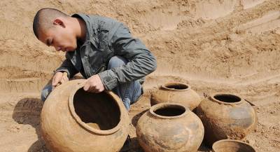 Сосуд с древним вином обнаружили китайские археологи